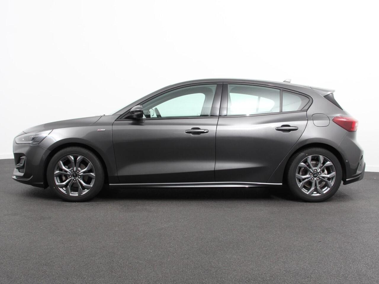 Ford FOCUS 1.0 125 PK Hybrid ST Line Groot Scherm! Navigatie Climate Control Led Dab Camera Parkeer sensoren Cruise Control Lichtmetalen velgen