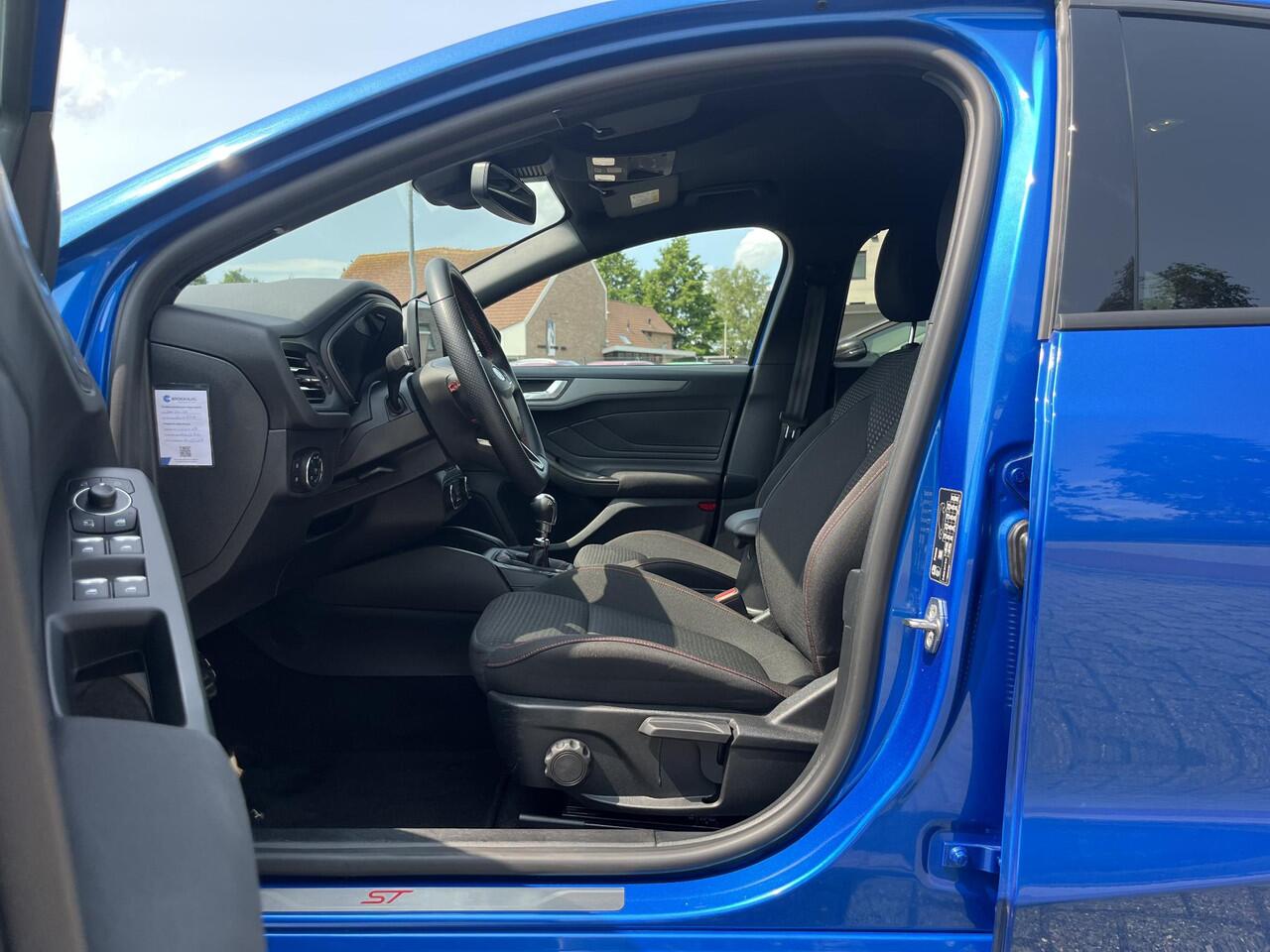 Ford FOCUS 1.0 EcoBoost Hybrid ST Line 125 Pk | Achteruitrijcamera | Keyless | Led Koplampen | Dual Climate Control |