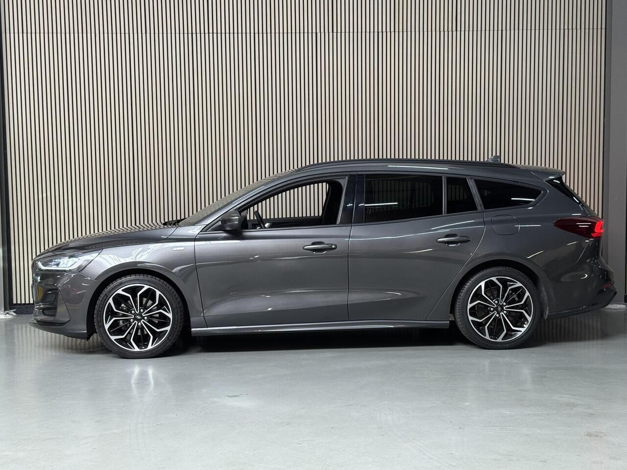 Ford FOCUS 1.0 EcoB Hybrid ST Line Sync-4 Navi Winter pack 18" LM velgen Full LED Privacy Glass Wagon