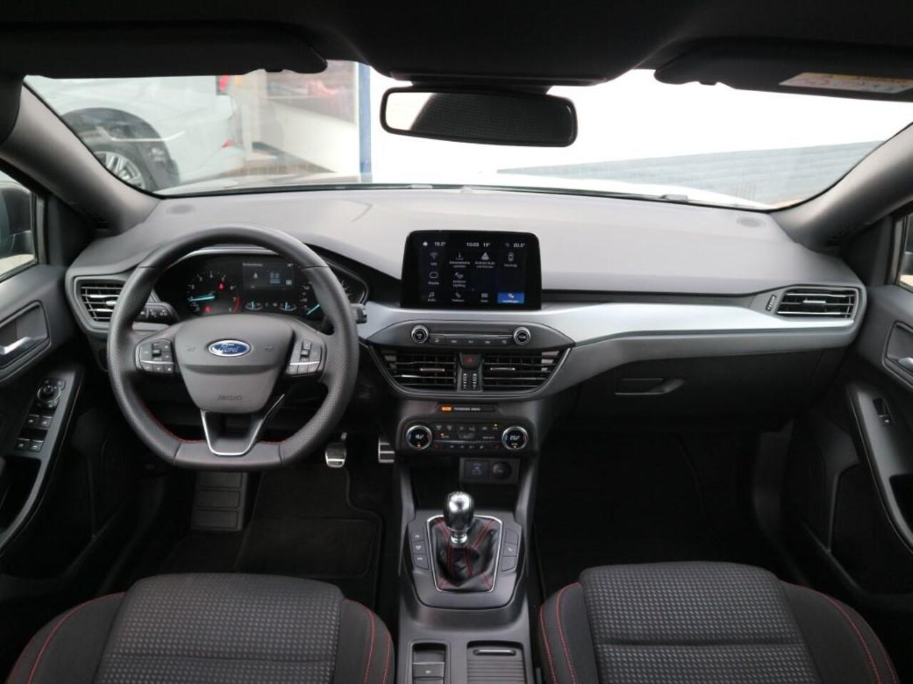 Ford FOCUS Wagon 1.0 EcoBoost Hybrid ST Line Style 125pk met Parking-, Winter-, Family-, en Design Pack