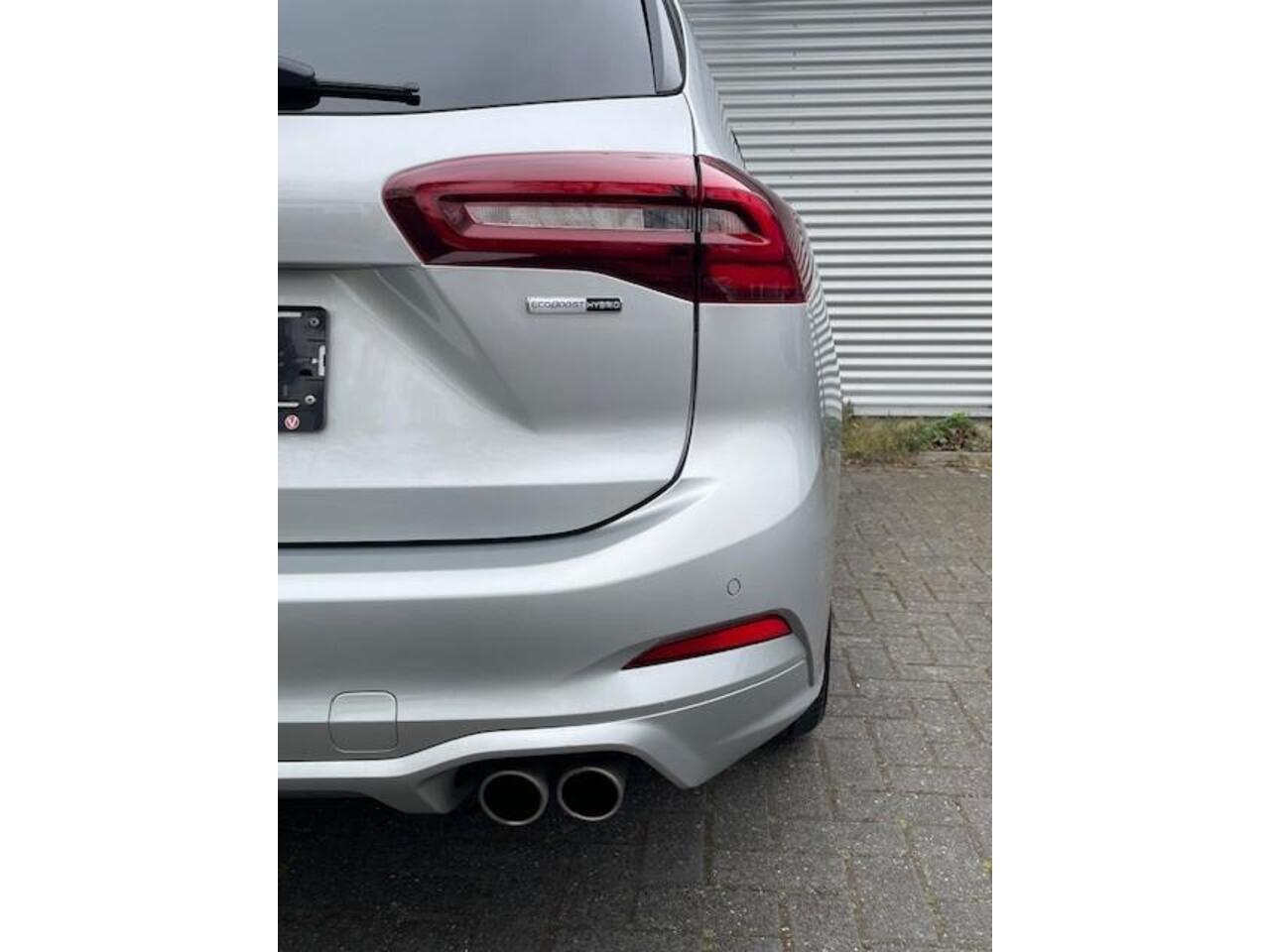 Ford FOCUS Wagon EcoBoost Hybrid ST Line | Navigatie | Clima | LED