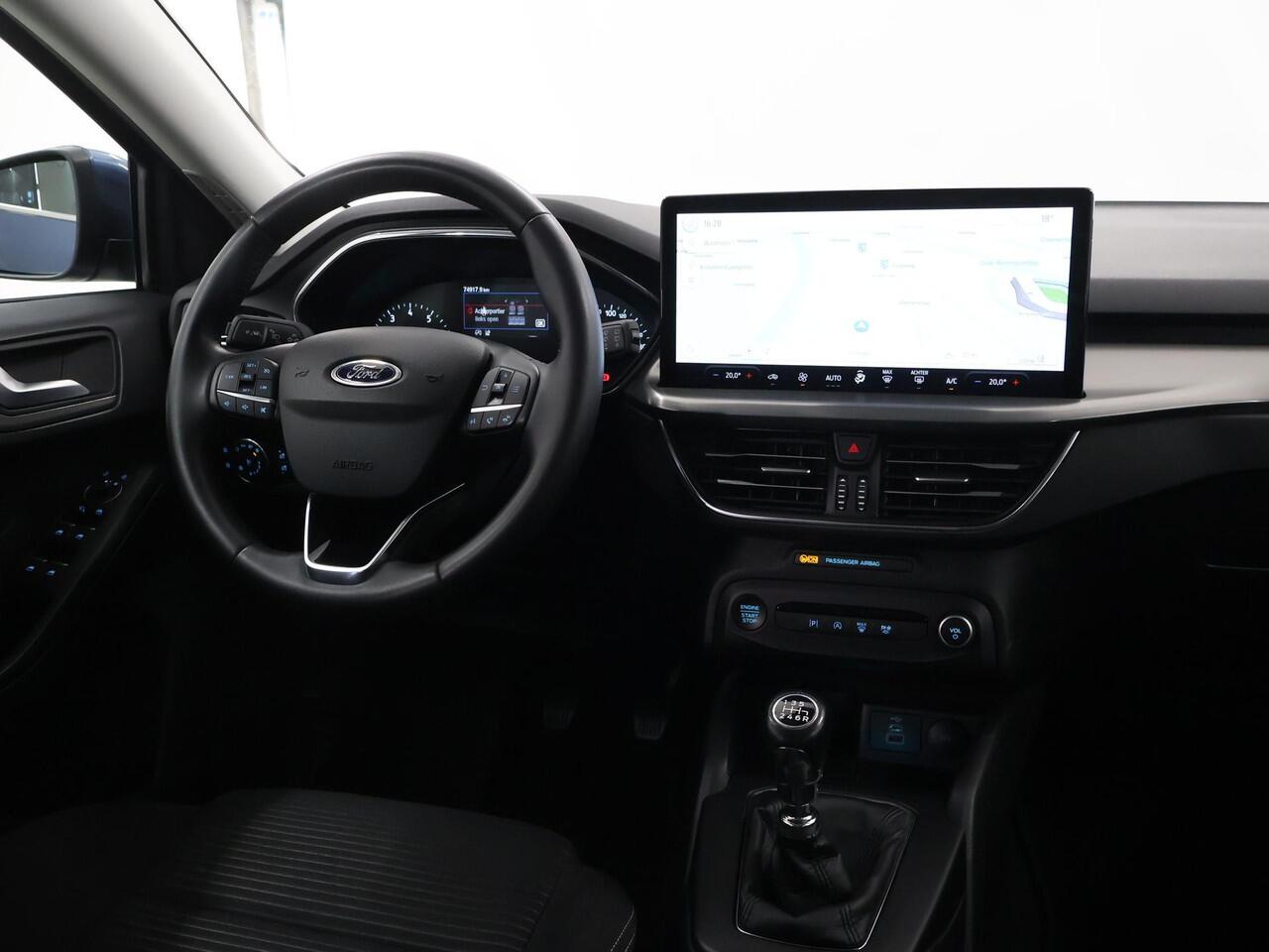 Ford FOCUS Wagon 1.0 EcoBoost Hybrid Titanium | Navigatie | Climate Control | Cruise Control | Parkeersensoren |