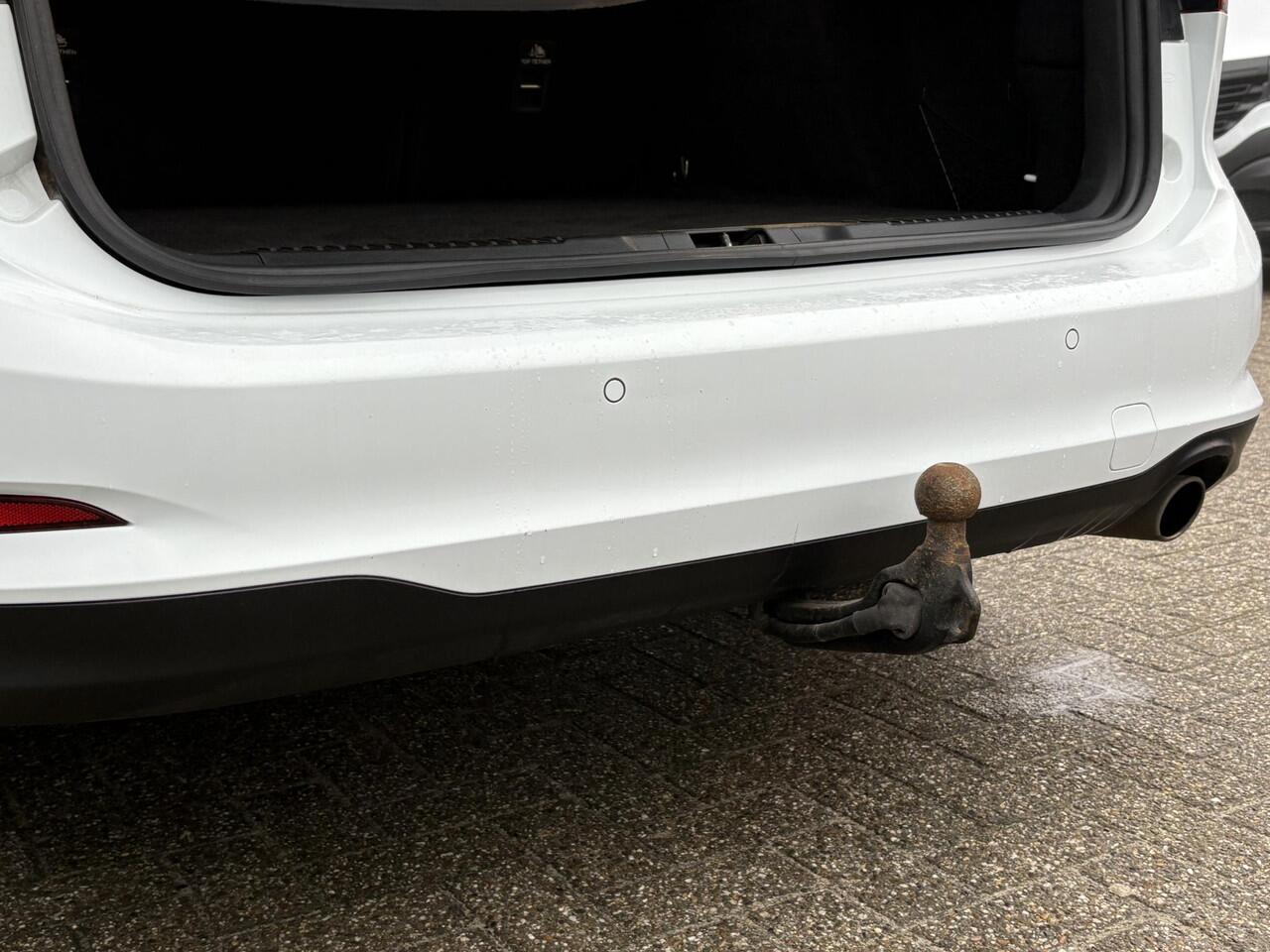 Ford FOCUS Wagon 1.0 EcoBoost Hybrid Titanium | Elektrisch uitklapbare trekhaak | Cruise Control | Winter Pack | Climate Control