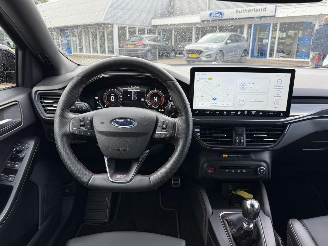 Ford FOCUS 2.3 EcoBoost ST-X | 280pk | Winter Pack | Achteruitrijcamera | Head up Display | AGR-Stoelen | Sper Differentieel