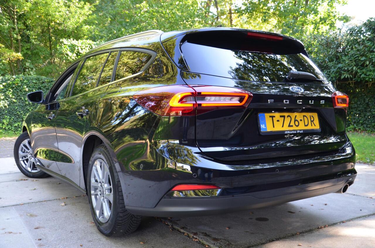 Ford FOCUS Wagon 1.0 EcoBoost Hybrid Titanium Navi/Pdc/Ecc/Led/Stoel Stuur & ruitverwarming/Leder/Cr-Controle/Privacy-Glass/Lmv/Achteruitrijcamera/Virtual Cockpit