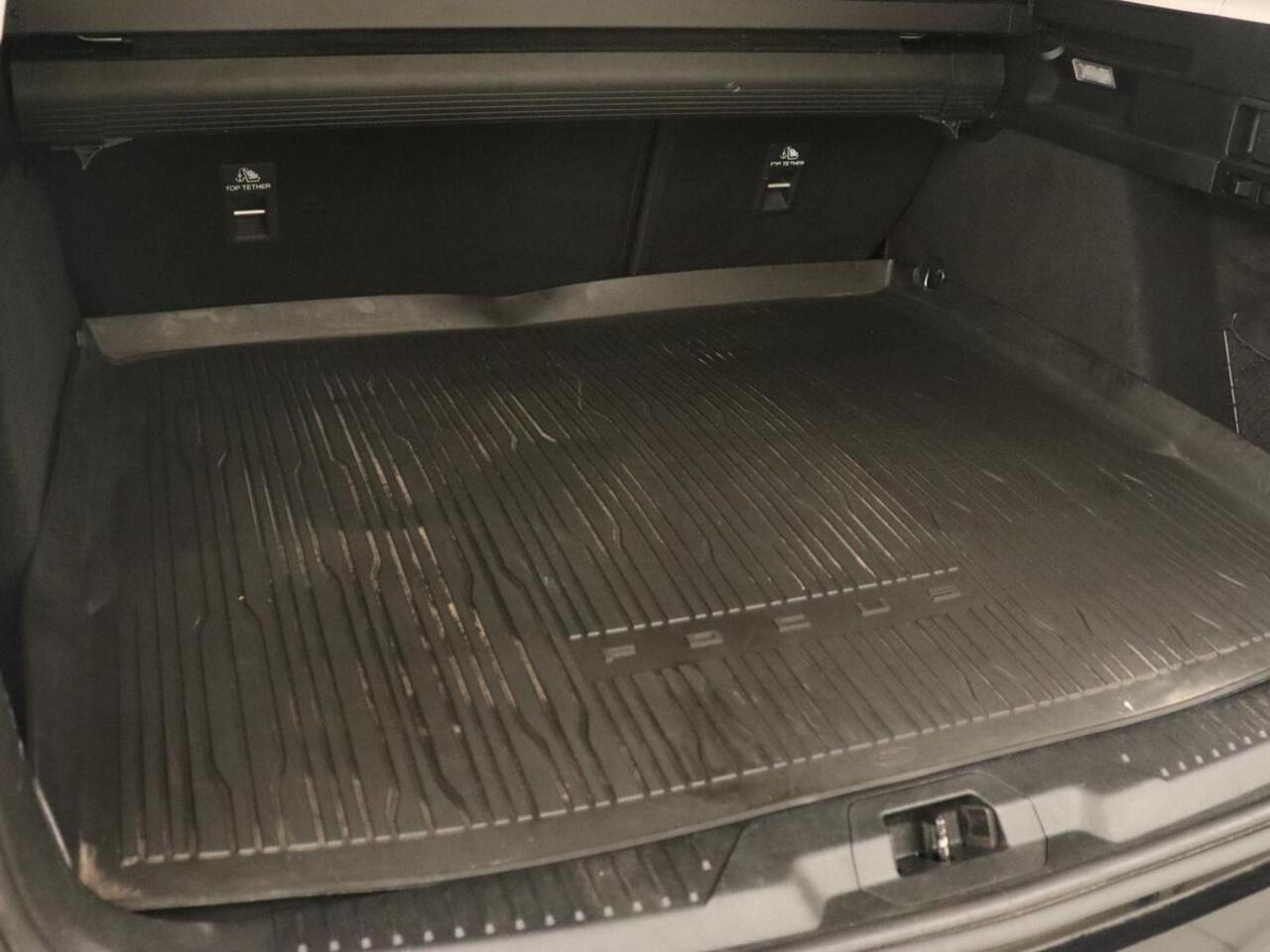 Ford FOCUS 1.0 EcoBoost Hybrid Titanium | Automaat | Carplay | Keyless | Navigatie | Climate control | Full LED | Parkeerhulp | Cruise control | DAB