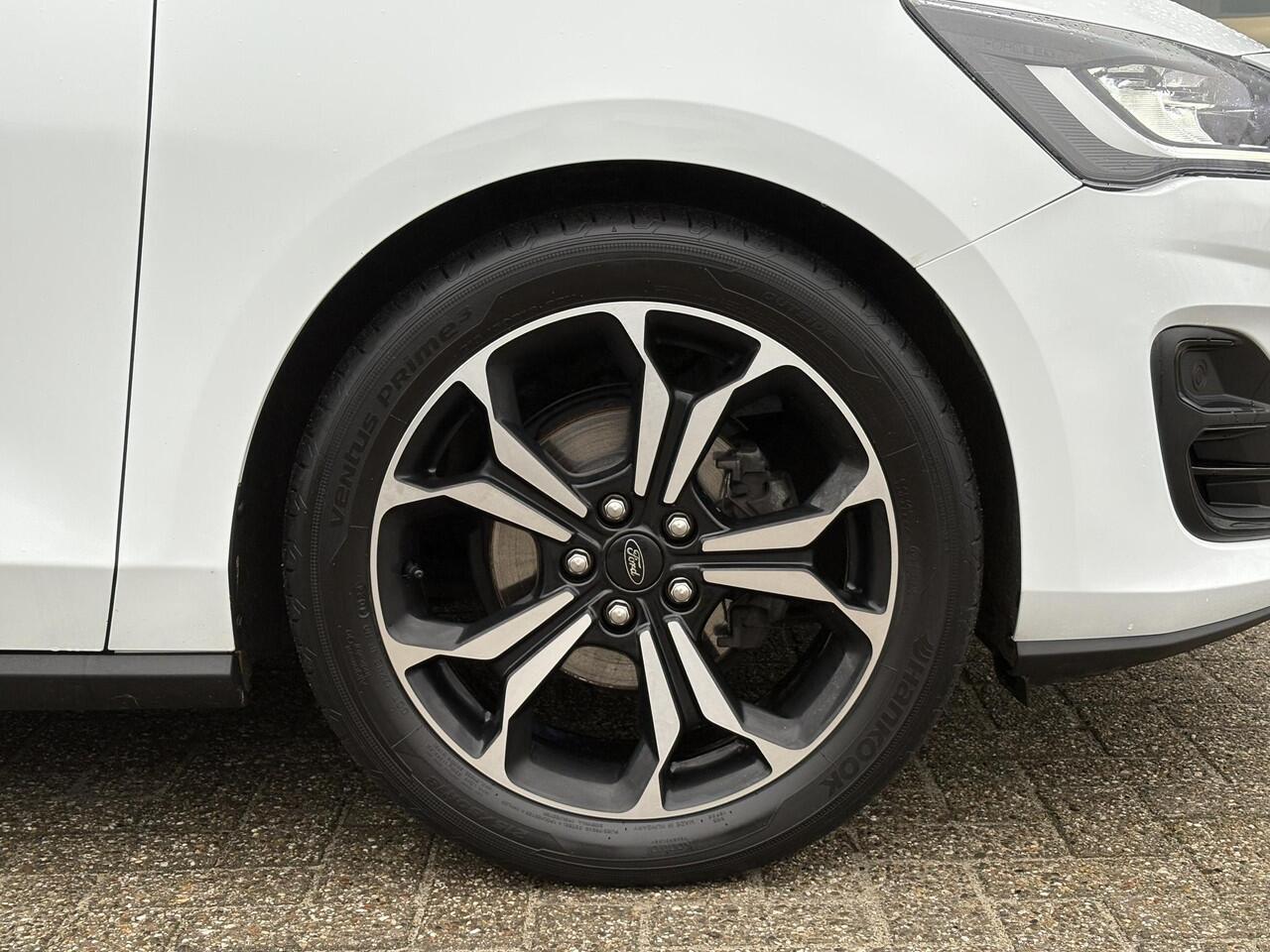 Ford FOCUS Wagon 1.0 EcoBoost Hybrid Titanium | Elektrisch uitklapbare trekhaak | Cruise Control | Winter Pack | Climate Control