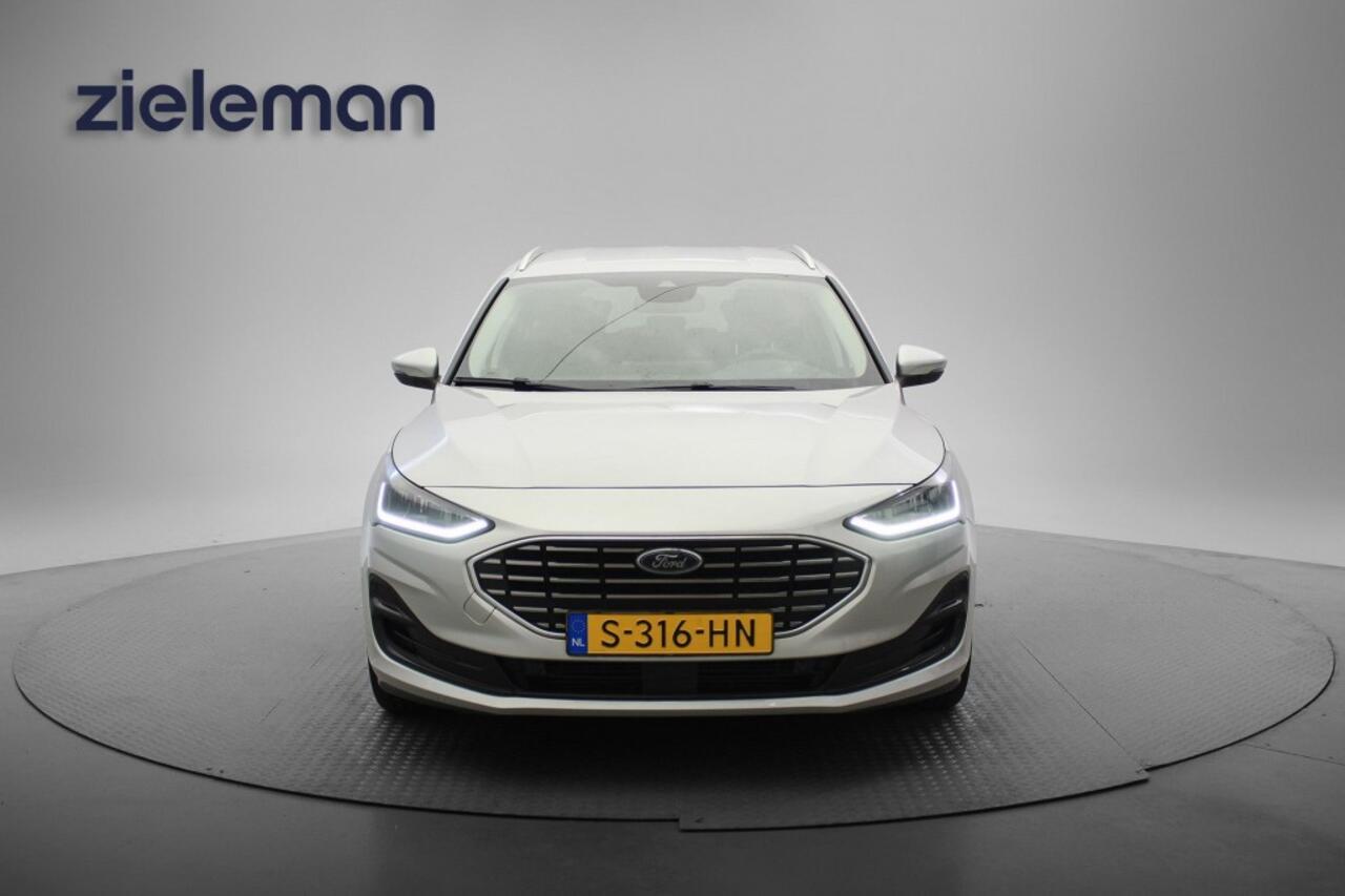 Ford FOCUS 1.0 EcoBoost Hybrid Titanium X wagon - Carplay, Navi, Cruise, Camera