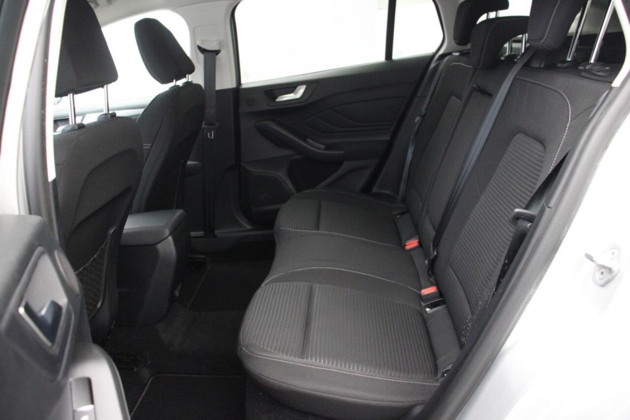 Ford FOCUS 1.0 EcoBoost Hybrid Titanium X wagon - Carplay, Navi, Cruise, Camera
