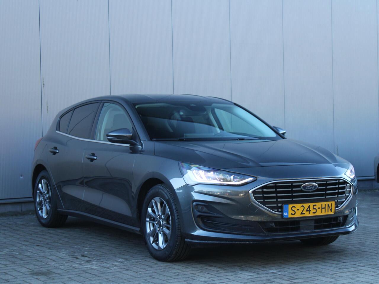 Ford FOCUS 1.0 EcoBoost Hybrid Titanium | GROOT SCHERM | Navigatie | DAB | PDC | LED