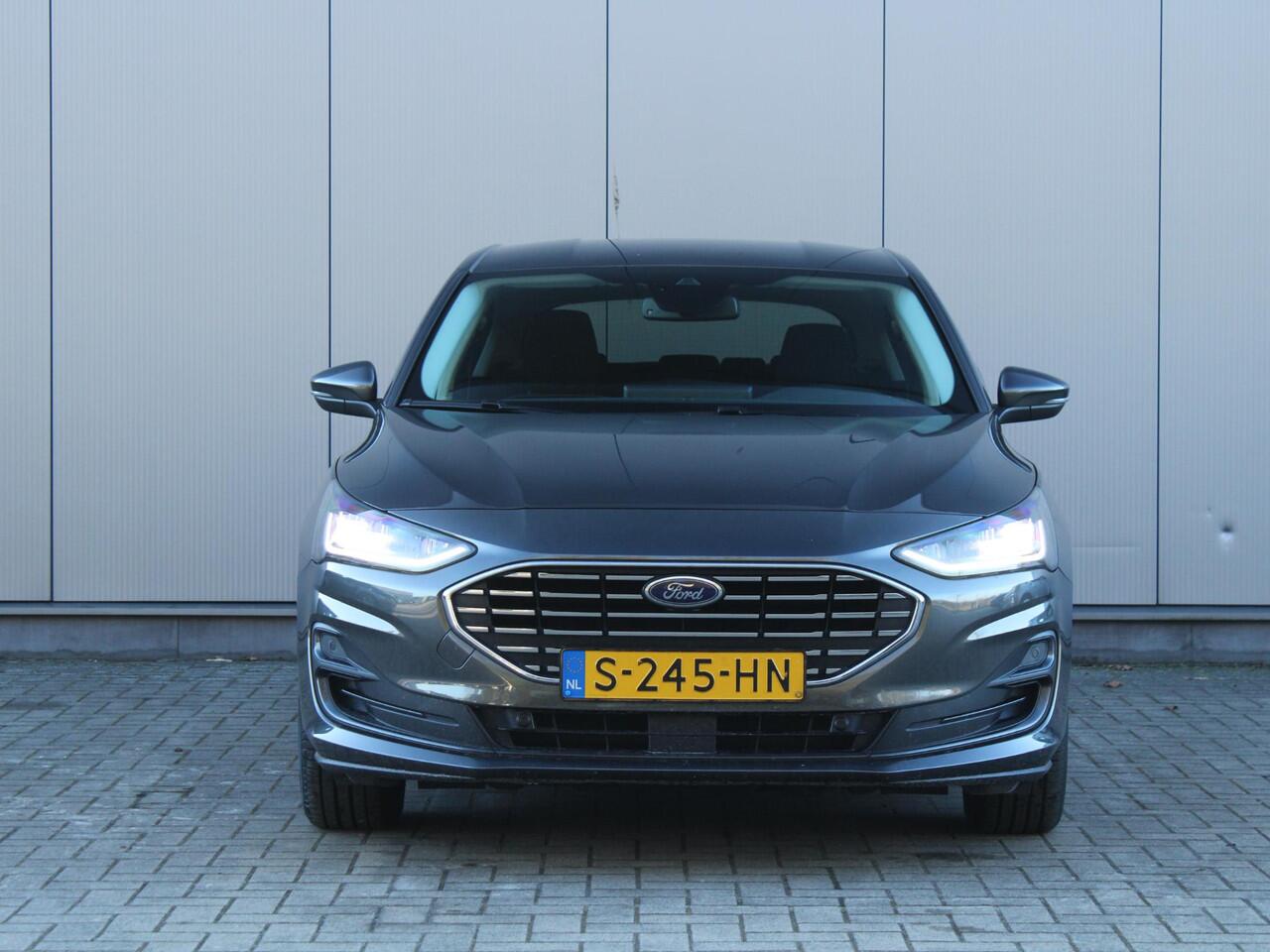 Ford FOCUS 1.0 EcoBoost Hybrid Titanium | GROOT SCHERM | Navigatie | DAB | PDC | LED