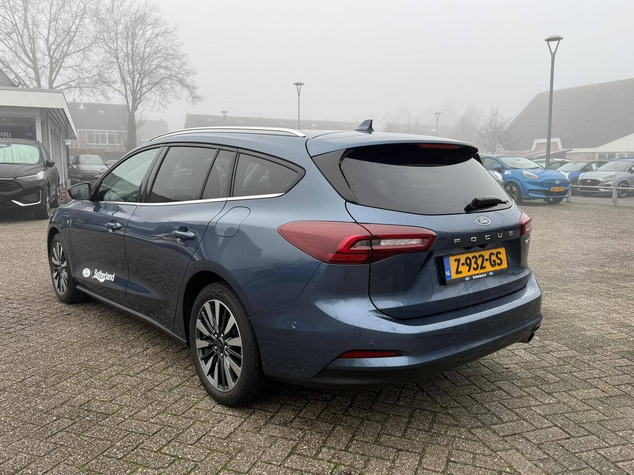 Ford FOCUS Wagon 1.0 EcoBoost Hybrid Titanium X 125pk AGR Stoelen | 17 inch velgen | Winterpack | SYNC 4 | Achteruitrijcamera