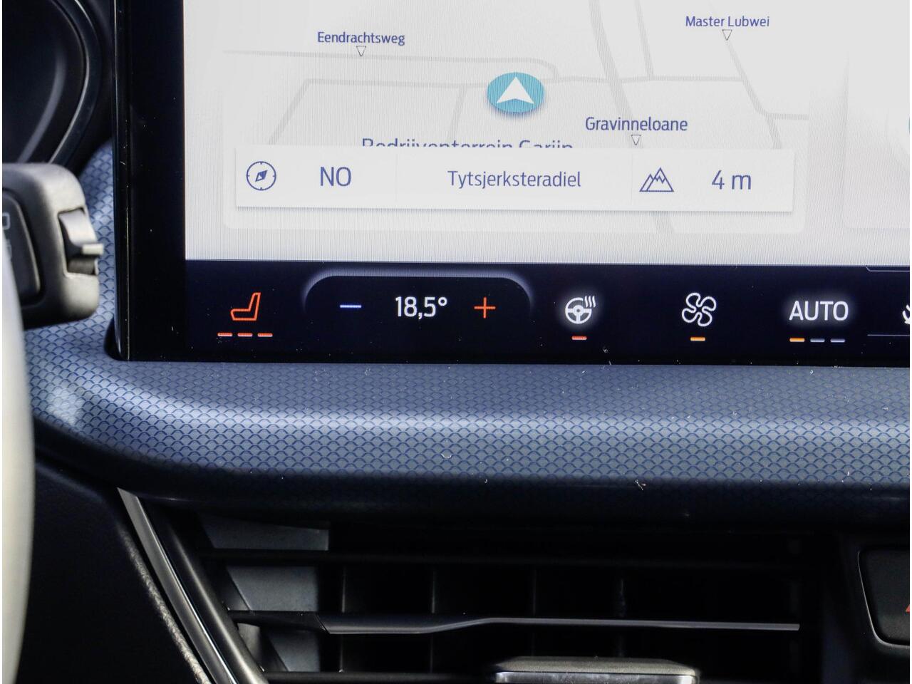 Ford FOCUS Active 1.0 EcoBoost Hybrid Titanium Style Automaat