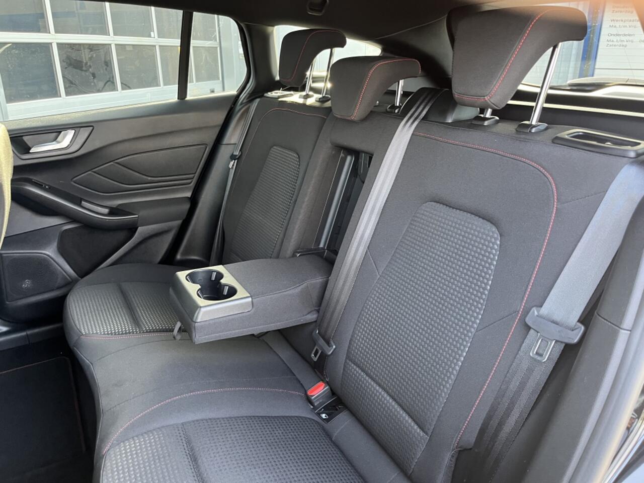 Ford FOCUS Wagon 1.0 EBH ST Line St.Style WinterPack,TH