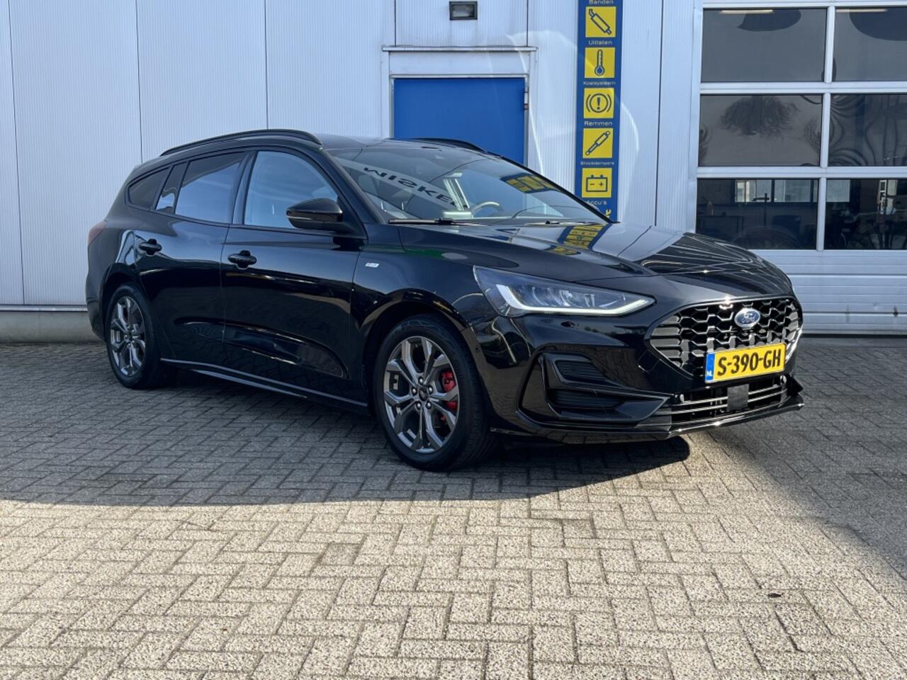 Ford FOCUS Wagon 1.0 EBH ST Line St.Style WinterPack,TH