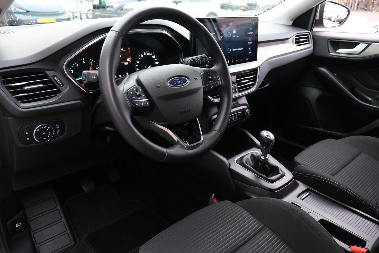 Ford FOCUS Wagon 1.0 Hybrid Titanium 1e Eigenaar | Volledig Onderh | NL-Auto | BTW | Camera | Navi | AD Cruise | Carplay | Driver Assist Pack | DAB | Full Led | Keyless