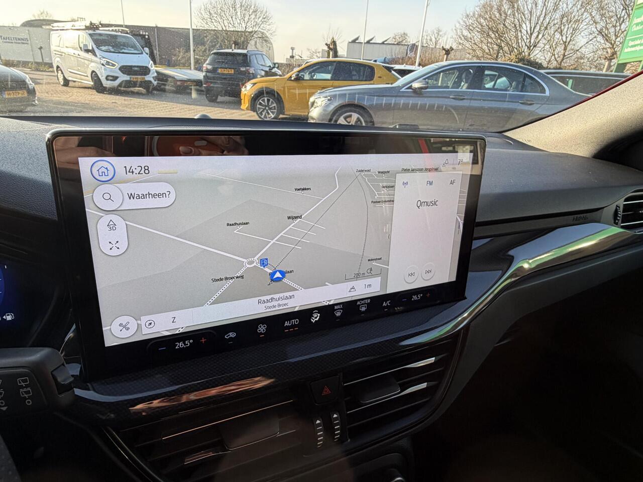 Ford FOCUS Wagon 1.0 EcoBoost Hybrid ST Line X VIRTUAL DISPLAY | MULTIMEDIA| NAVIGATIE | LED | APPLE CARPL./ANDROID AUTO | CRUISECONTROL | CAMERA | SPORT STOELEN | PARKEERSENSOREN | AFNEEMBARE TREKHAAK |