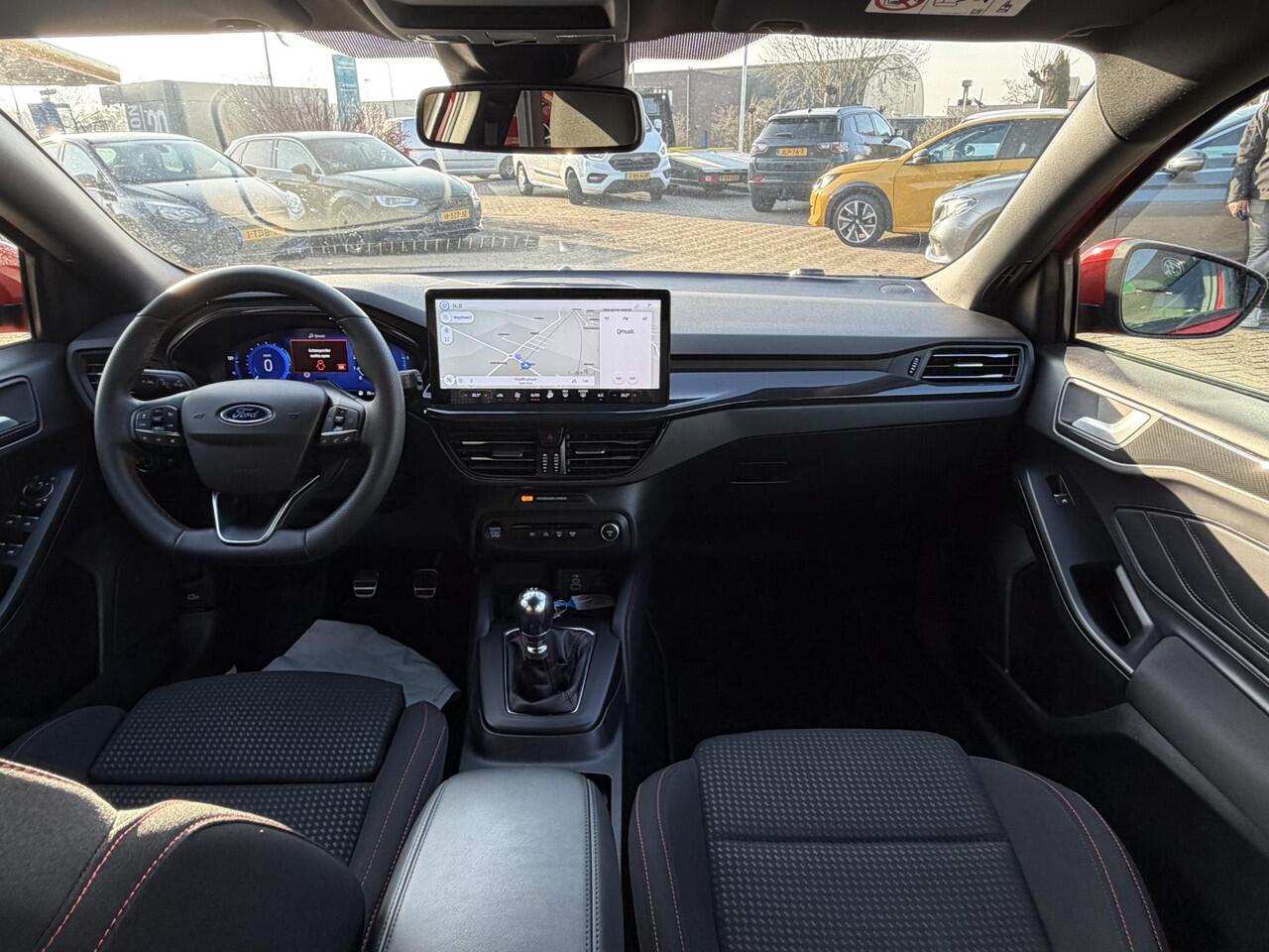 Ford FOCUS Wagon 1.0 EcoBoost Hybrid ST Line X VIRTUAL DISPLAY | MULTIMEDIA| NAVIGATIE | LED | APPLE CARPL./ANDROID AUTO | CRUISECONTROL | CAMERA | SPORT STOELEN | PARKEERSENSOREN | AFNEEMBARE TREKHAAK |