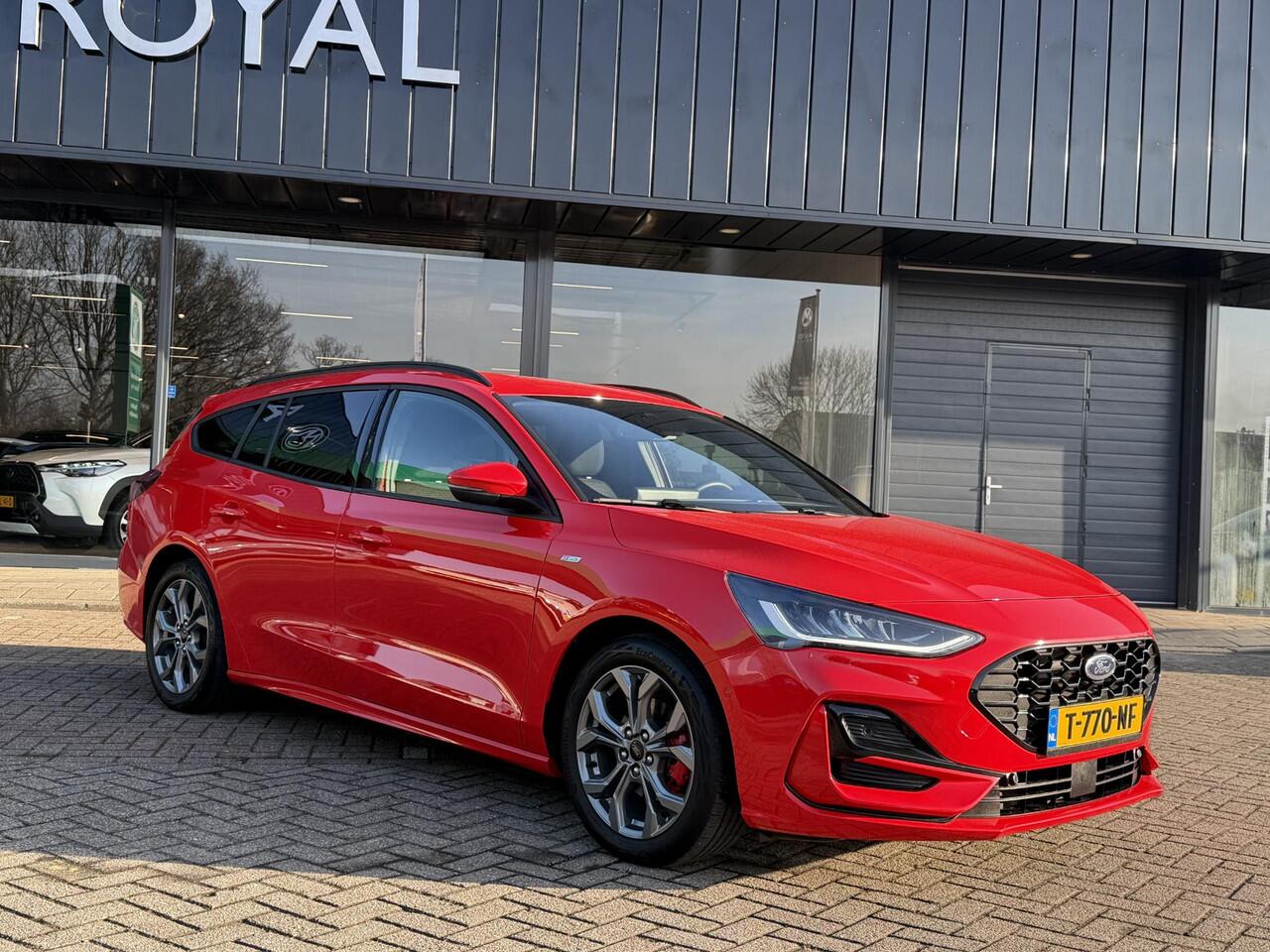Ford FOCUS Wagon 1.0 EcoBoost Hybrid ST Line X VIRTUAL DISPLAY | MULTIMEDIA| NAVIGATIE | LED | APPLE CARPL./ANDROID AUTO | CRUISECONTROL | CAMERA | SPORT STOELEN | PARKEERSENSOREN | AFNEEMBARE TREKHAAK |