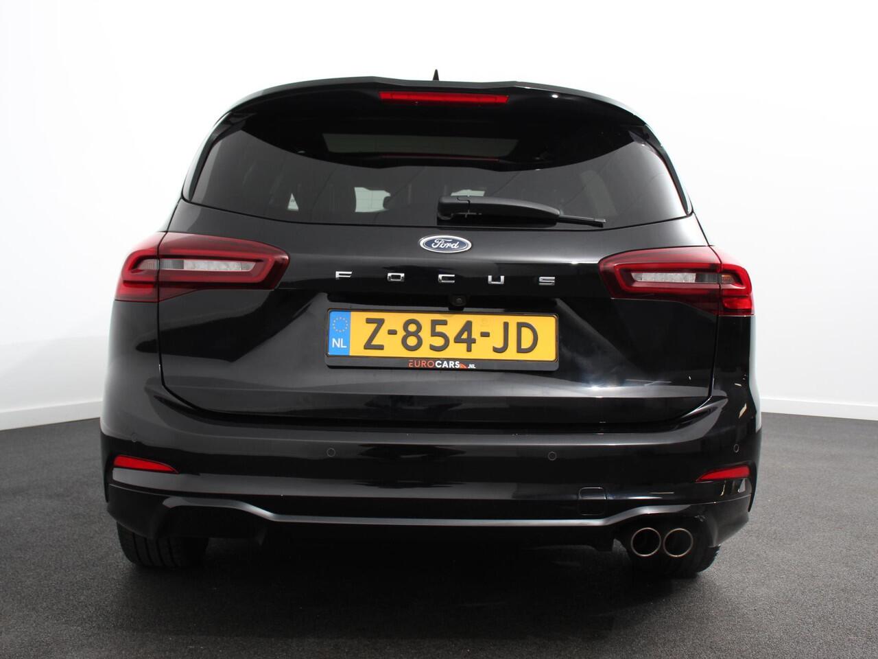 Ford FOCUS Wagon 1.0 EcoBoost 125pk mhev ST Line X | Panorama dak | Navigatie Groot scherm | Apple Carplay/Android Auto | Parkeersensoren | Camera | Driver Assistance Pack | Winter Pack | LED-koplampen | Panoramadak | Virtual Cockpit | All seasonbanden