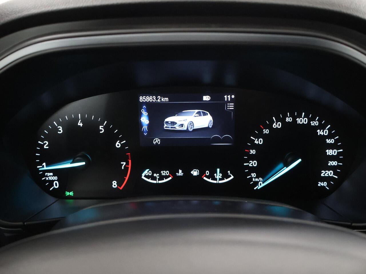 Ford FOCUS 1.0 EcoBoost Hybrid ST Line Style | Winterpack | Cruise Control Adaptief | Dodehoekdetectie | Parkeercamera |