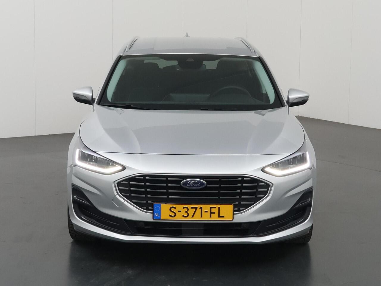 Ford FOCUS Wagon 1.0 EcoBoost Hybrid Titanium X | Navigatie | B&O Audio | Parkeercamera | Cruise Control | Apple Carplay/Android Auto |