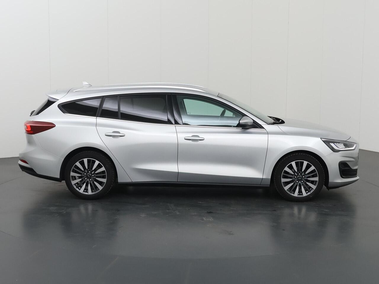 Ford FOCUS Wagon 1.0 EcoBoost Hybrid Titanium X | Navigatie | B&O Audio | Parkeercamera | Cruise Control | Apple Carplay/Android Auto |