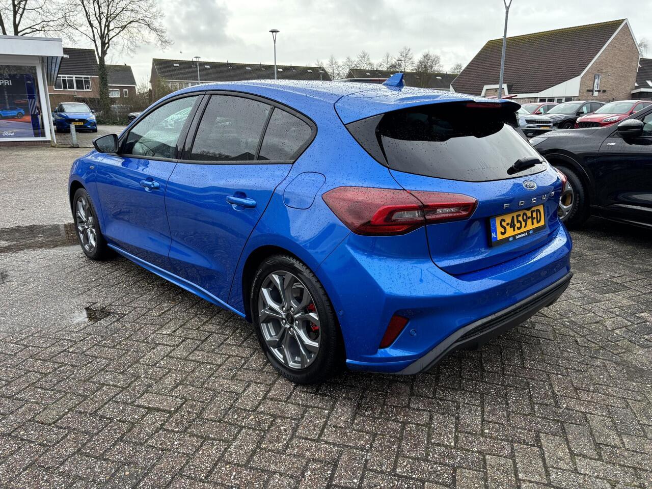 Ford FOCUS 1.0 EcoBoost Hybrid ST Line X | Bellen voor bezichtiging | 125pk Trekhaak | Adaptieve Cruise | Winterpack | Achteruitrijcamera | Nederlandse auto