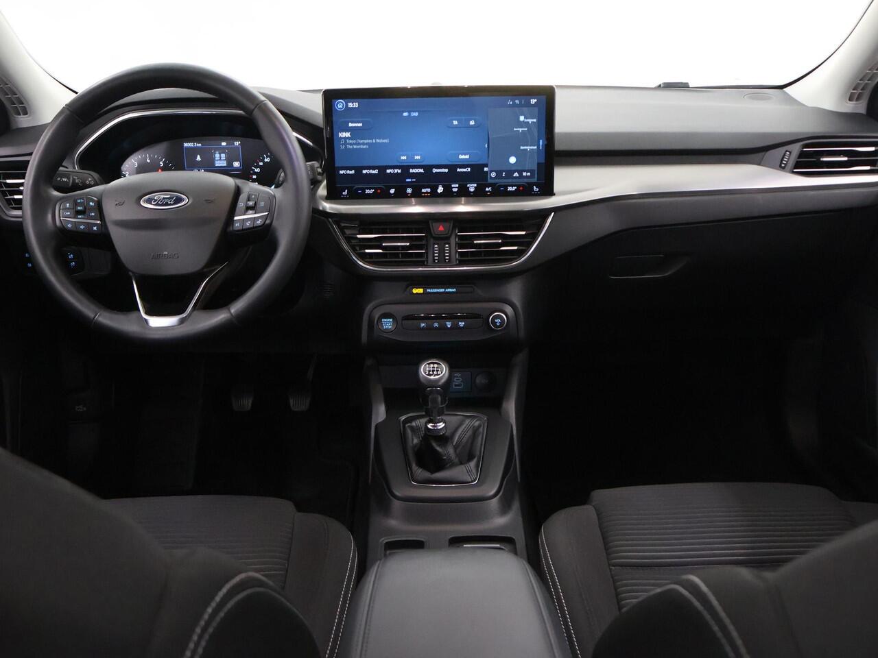 Ford FOCUS Wagon 1.0 EcoBoost Hybrid Titanium | Trekhaak | Winterpakket | Cruise Control Adaptief | Parkeercamera | Navigatie |