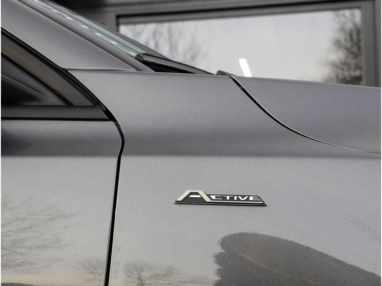 Ford FOCUS Active 1.0 EcoBoost Hybrid Titanium Style Automaat