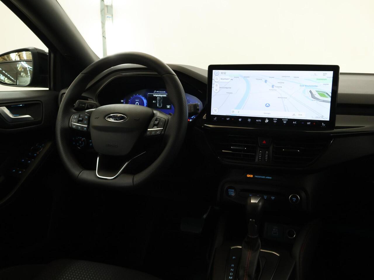 Ford FOCUS Wagon 1.0 EcoBoost Hybrid ST Line X | Winterpakket | Cruise Control Adaptief | Parkeercamera | Navigatie |