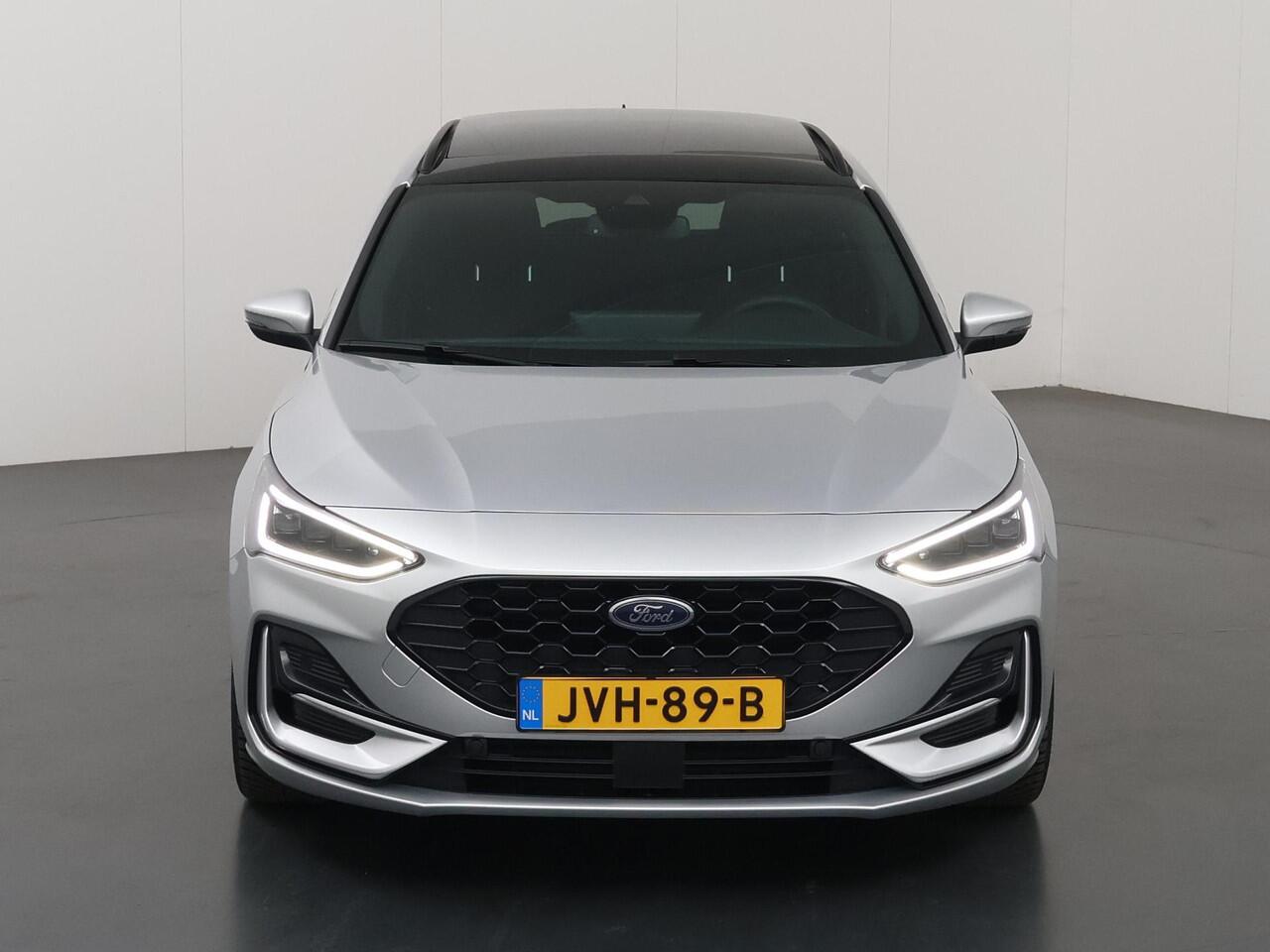 Ford FOCUS Wagon 1.0 EcoBoost Hybrid ST Line | Trekhaak | Panoramadak | Winterpakket | Matrix Led | Climate Control |