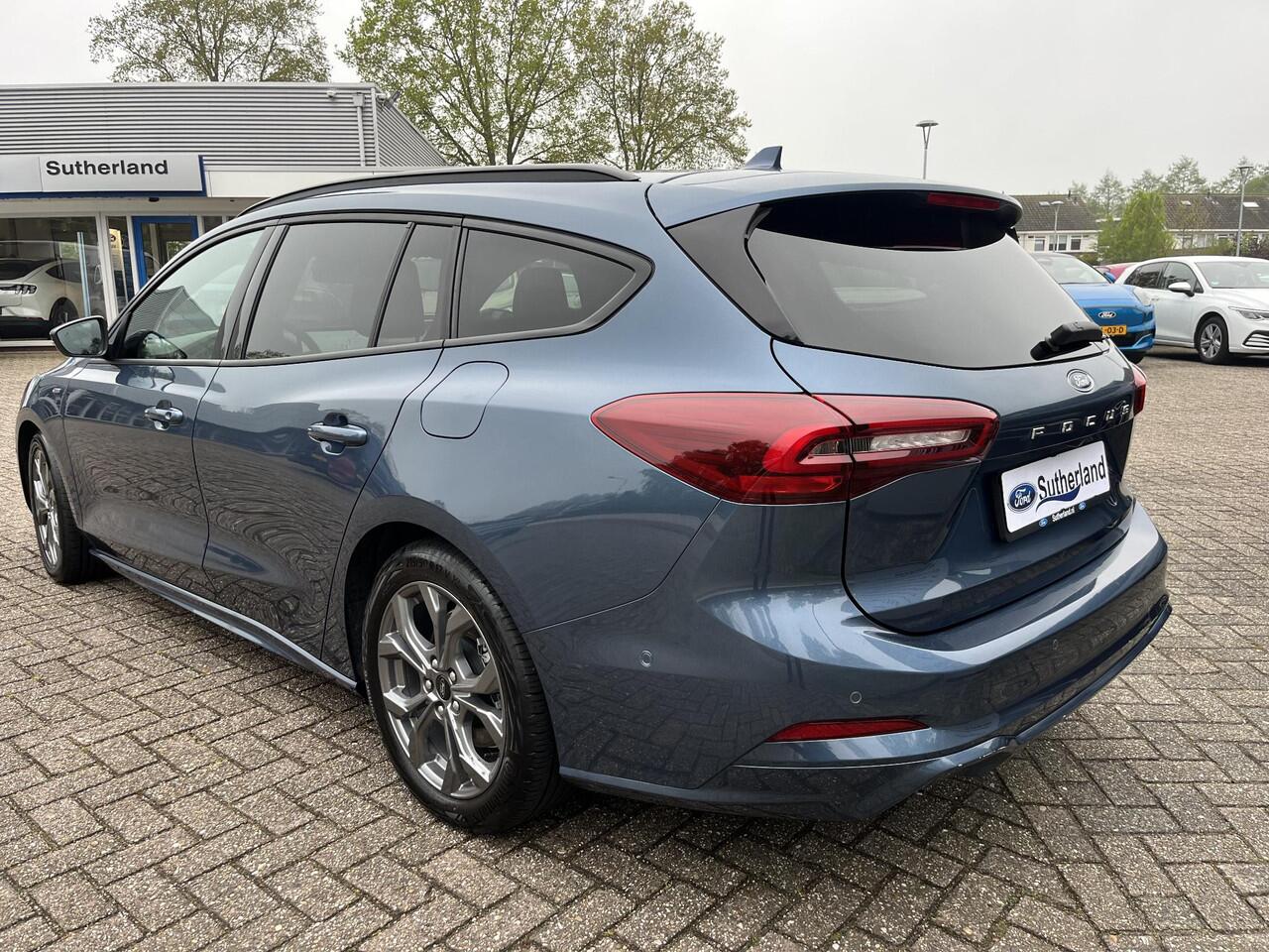 Ford FOCUS Wagon 1.0 EcoBoost Hybrid ST Line 155pk Automaat | Adaptive cruise control | Winter Pack | Dodehoeksensoren | Camera