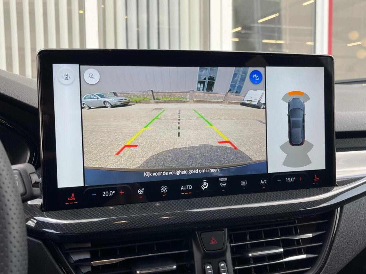 Ford FOCUS 1.0 Hybrid ST-Line X I Carplay I Stoel/Stuurverw. I Camera