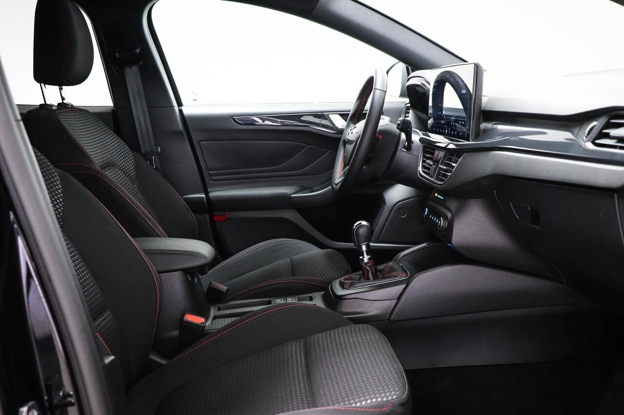 Ford FOCUS Wagon 1.0 EcoBoost Hybrid ST Line X | WINTER / DRIVER ASSISTANCE- PACK | STUURVERWARMING