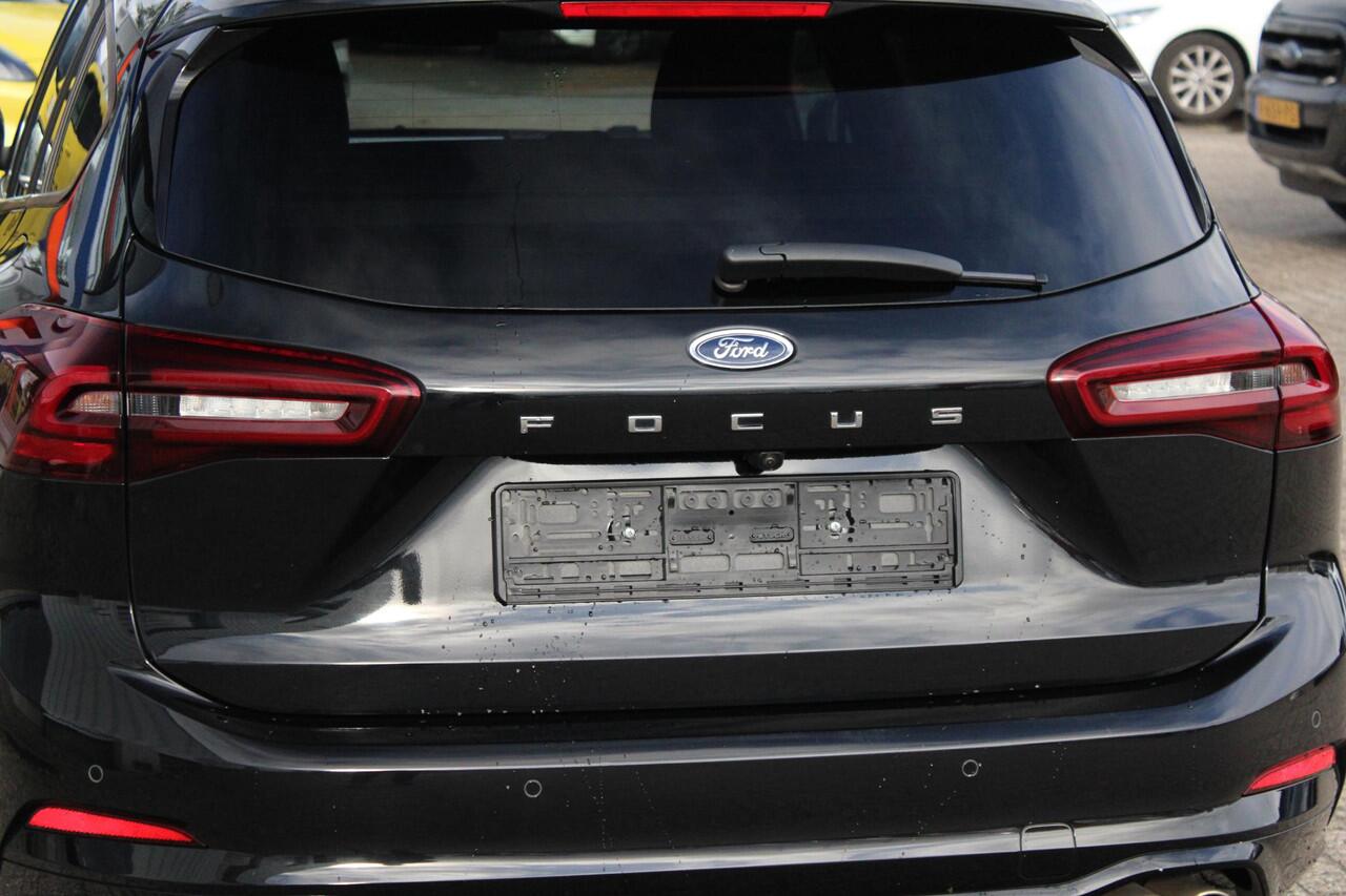 Ford FOCUS Wagon 1.0 EcoBoost Hybrid ST Line | Adaptive cruise control | Winter Pack | All season banden