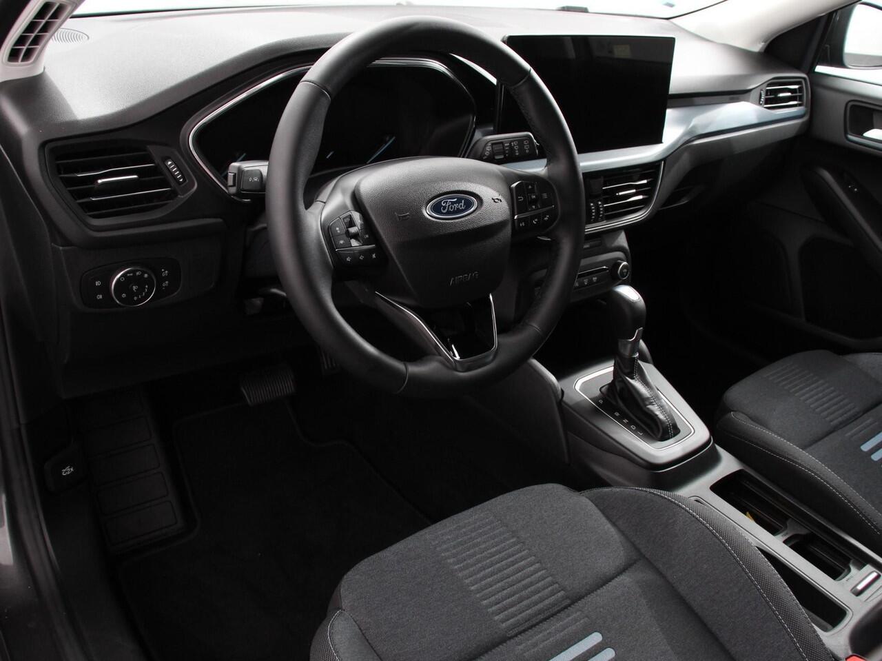 Ford FOCUS Wagon 1.0 EcoBoost 155pk Hybrid Active X | Navigatie | Climate Control | Camera | Parkeer sensoren | B&O | Dab | Led | Lichtmetalen velgen