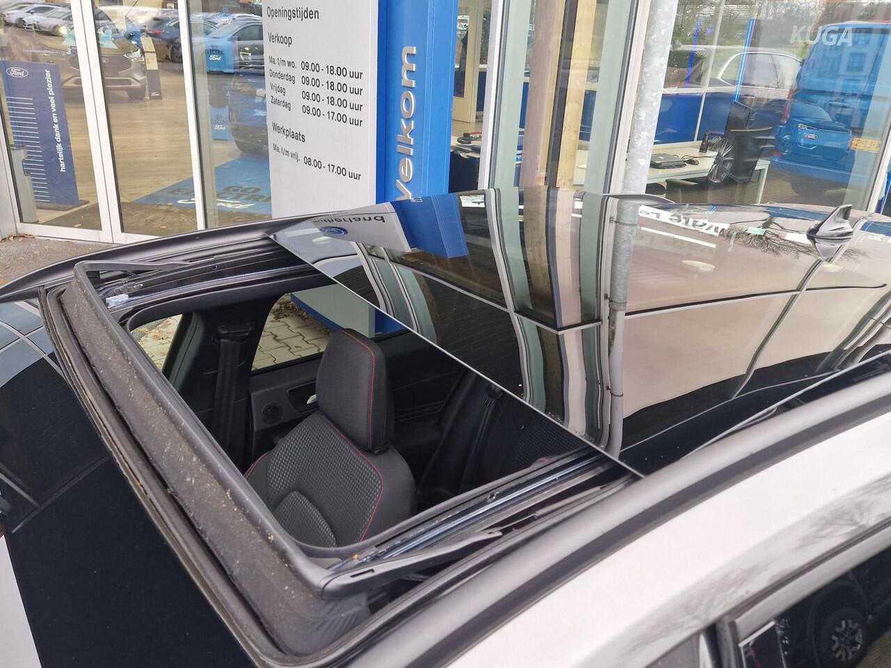 Ford FOCUS Wagon 1.0 EcoBoost Hybrid ST Line X Full led | Adaptive Cruise Control | Schuif-kanteldak | Winterpack | Dodehoek detectie | Groot navigatie | AGR stoel etc.