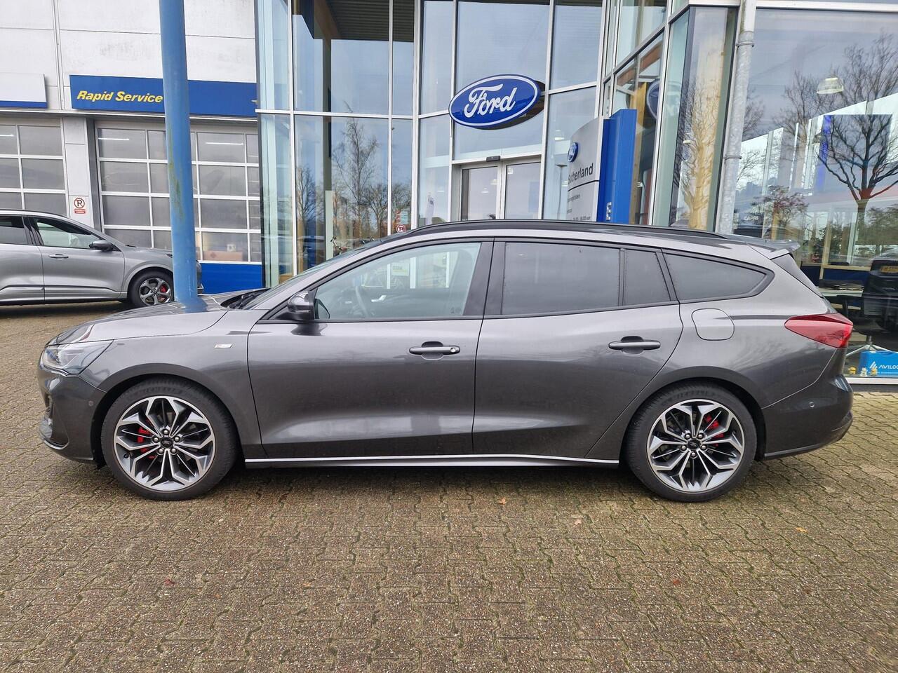 Ford FOCUS Wagon 1.0 EcoBoost Hybrid ST Line X Full led | Adaptive Cruise Control | Schuif-kanteldak | Winterpack | Dodehoek detectie | Groot navigatie | AGR stoel etc.