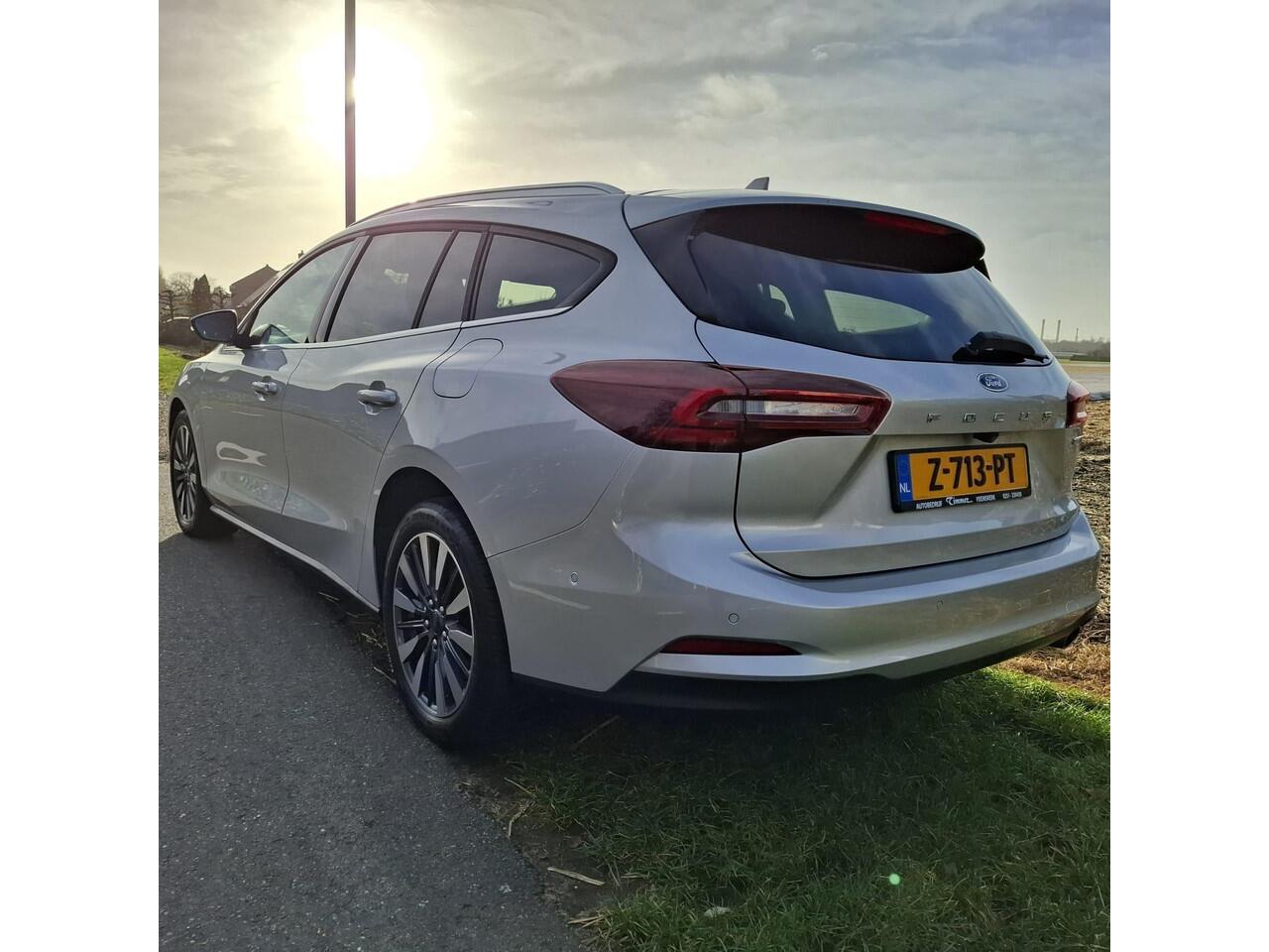 Ford FOCUS Wagon 1.0 EcoBoost Hybrid Titanium X