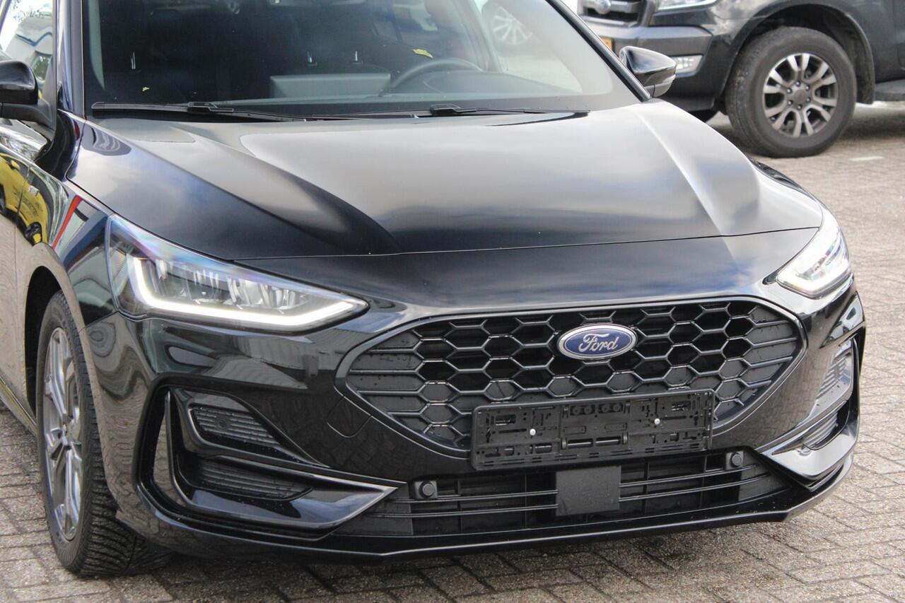 Ford FOCUS Wagon 1.0 EcoBoost Hybrid ST Line | Adaptive cruise control | Winter Pack | All season banden