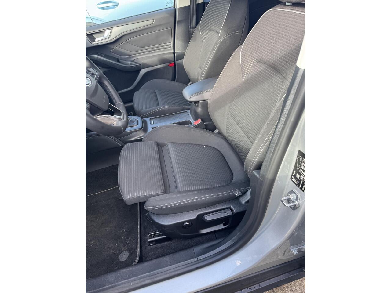 Ford FOCUS Wagon 1.0 EcoBoost Hybrid Titanium X 125pk | Winterpack | AGR Stoel | B&O play | SYNC 4 Navigatie