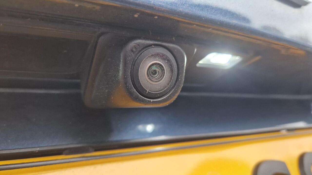 Ford FOCUS Wagon 1.0 EcoBoost Hybrid Titanium X AGR stoelen | 12 inch Touchscreen | Draadloos Android Auto / Apple Carplay | Camera achter |