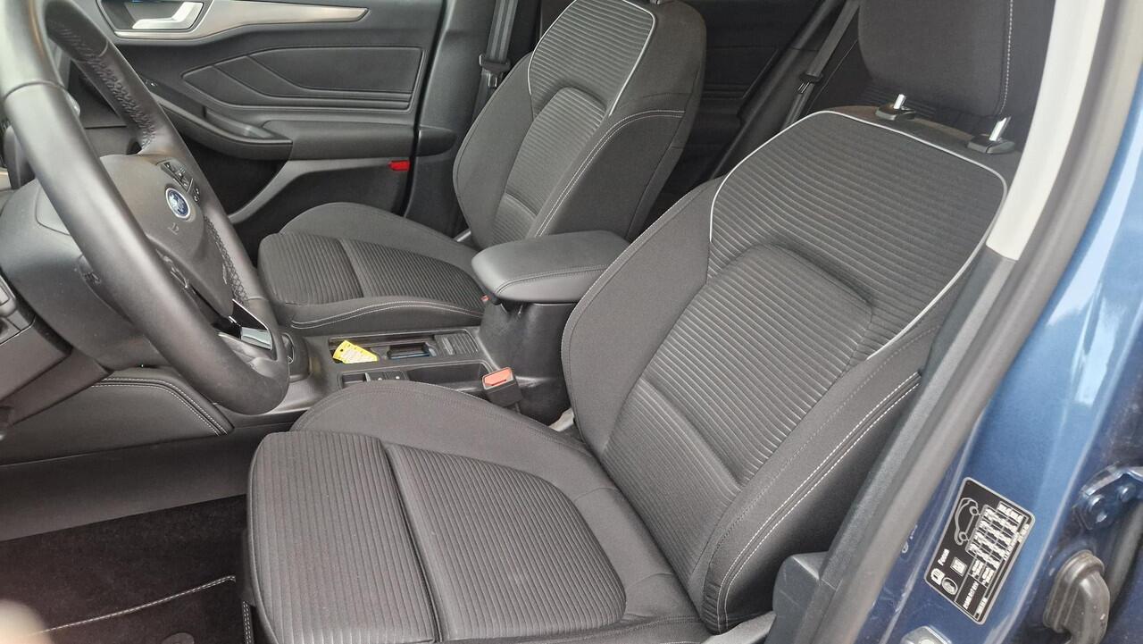 Ford FOCUS Wagon 1.0 EcoBoost Hybrid Titanium X AGR stoelen | 12 inch Touchscreen | Draadloos Android Auto / Apple Carplay | Camera achter |