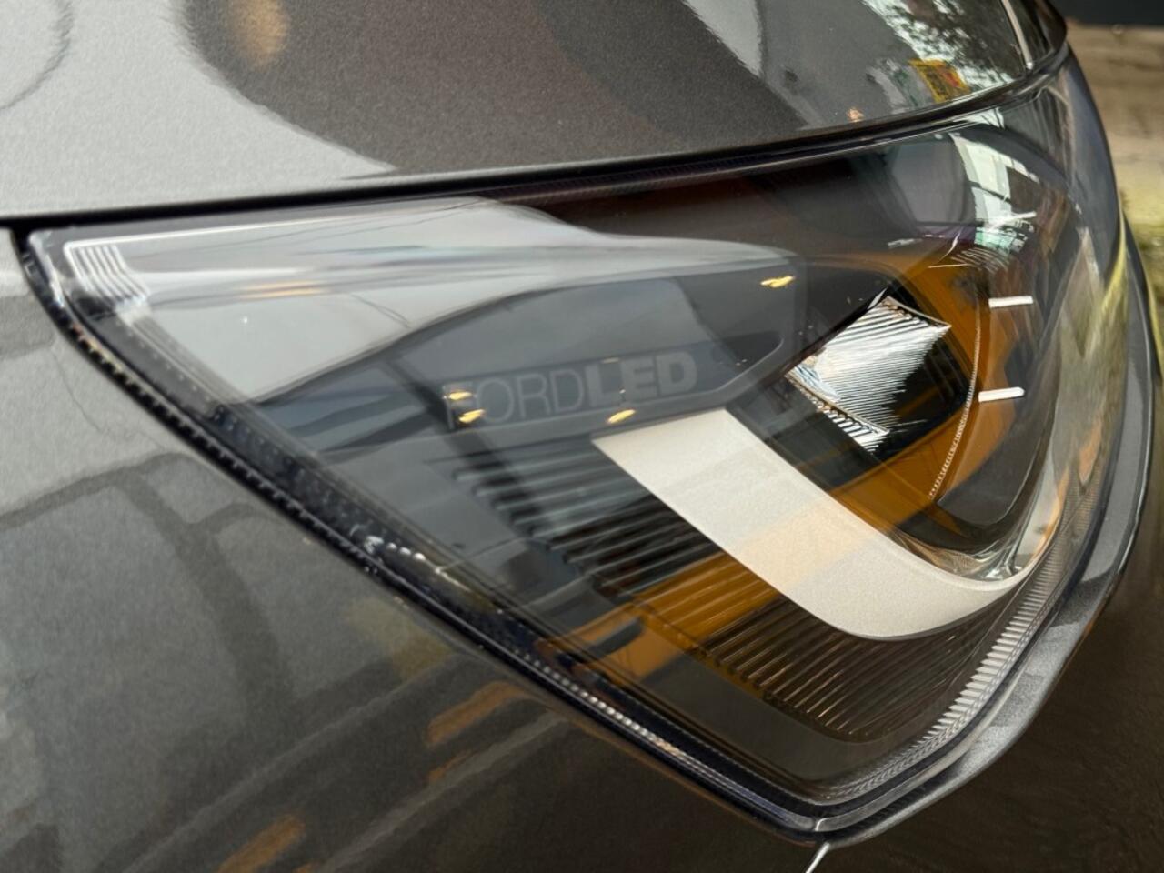 Ford FOCUS 1.0 Ecoboost 155 pk Automaat Active - Navi - camera