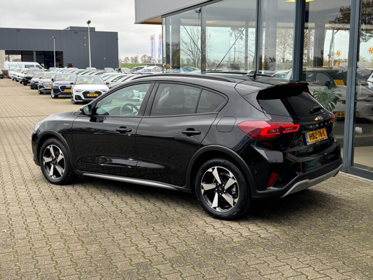 Ford FOCUS 1.0 Ecoboost Mild Hybride Active - camera - navi - adaptivecruise