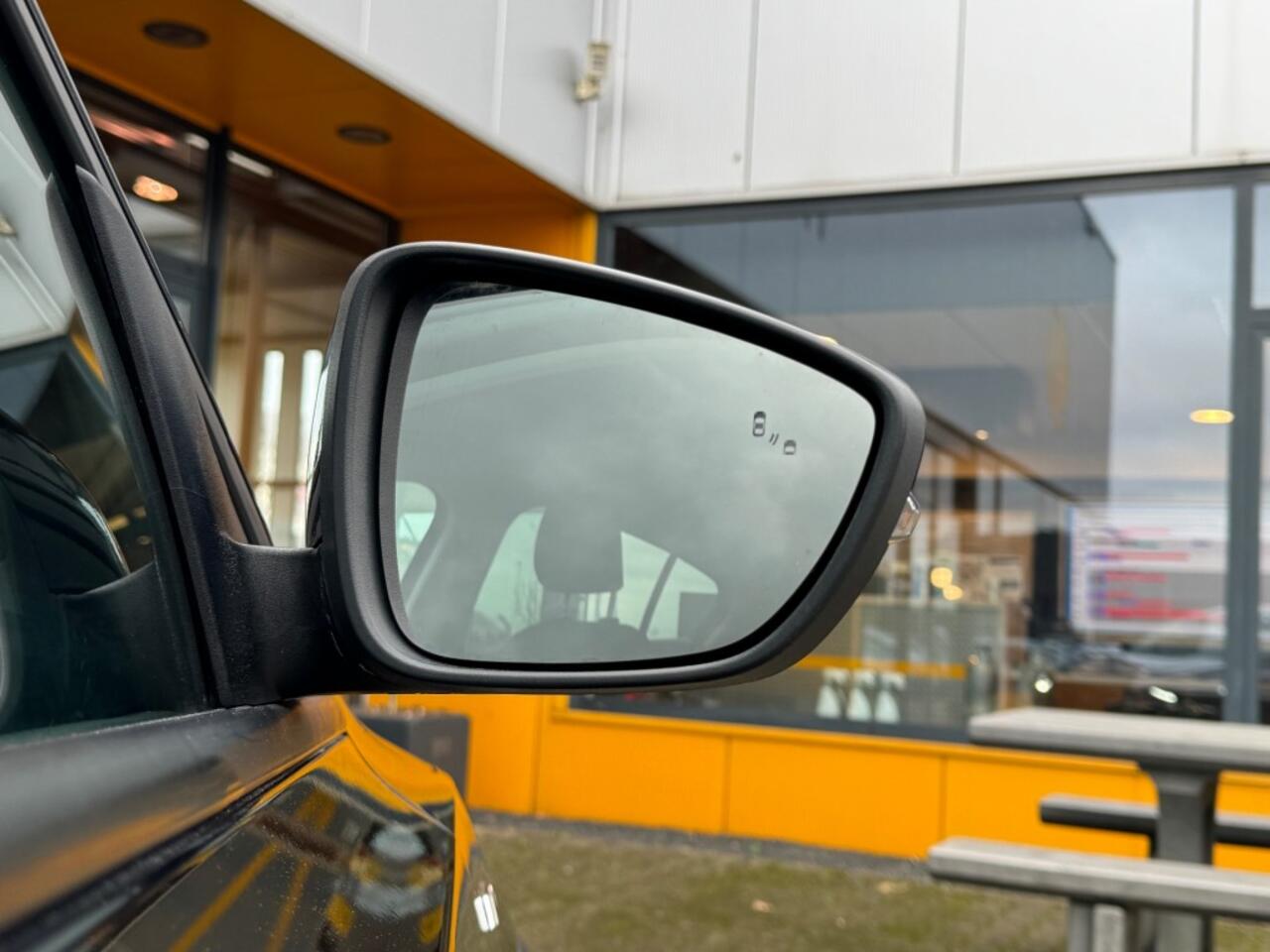 Ford FOCUS 1.0 Ecoboost Mild Hybride Active - camera - navi - adaptivecruise