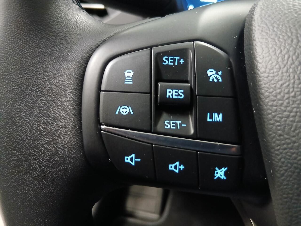 Ford FOCUS Wagon 1.0 EcoBoost 155PK Hybrid Active X * Automaat * Winter pack * Dode hoek detectie * Adaptieve Cruise control *