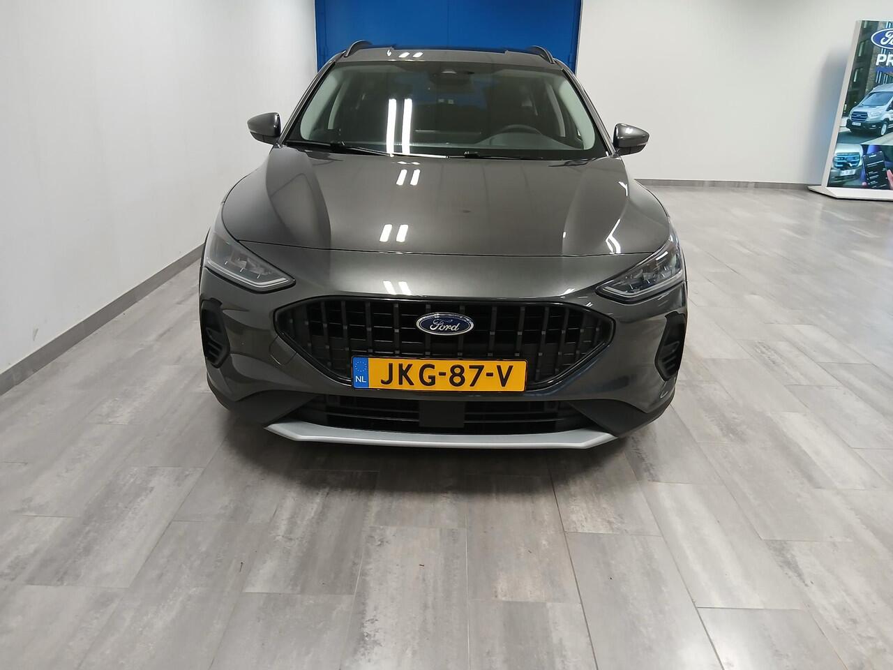 Ford FOCUS Wagon 1.0 EcoBoost 155PK Hybrid Active X * Automaat * Winter pack * Dode hoek detectie * Adaptieve Cruise control *