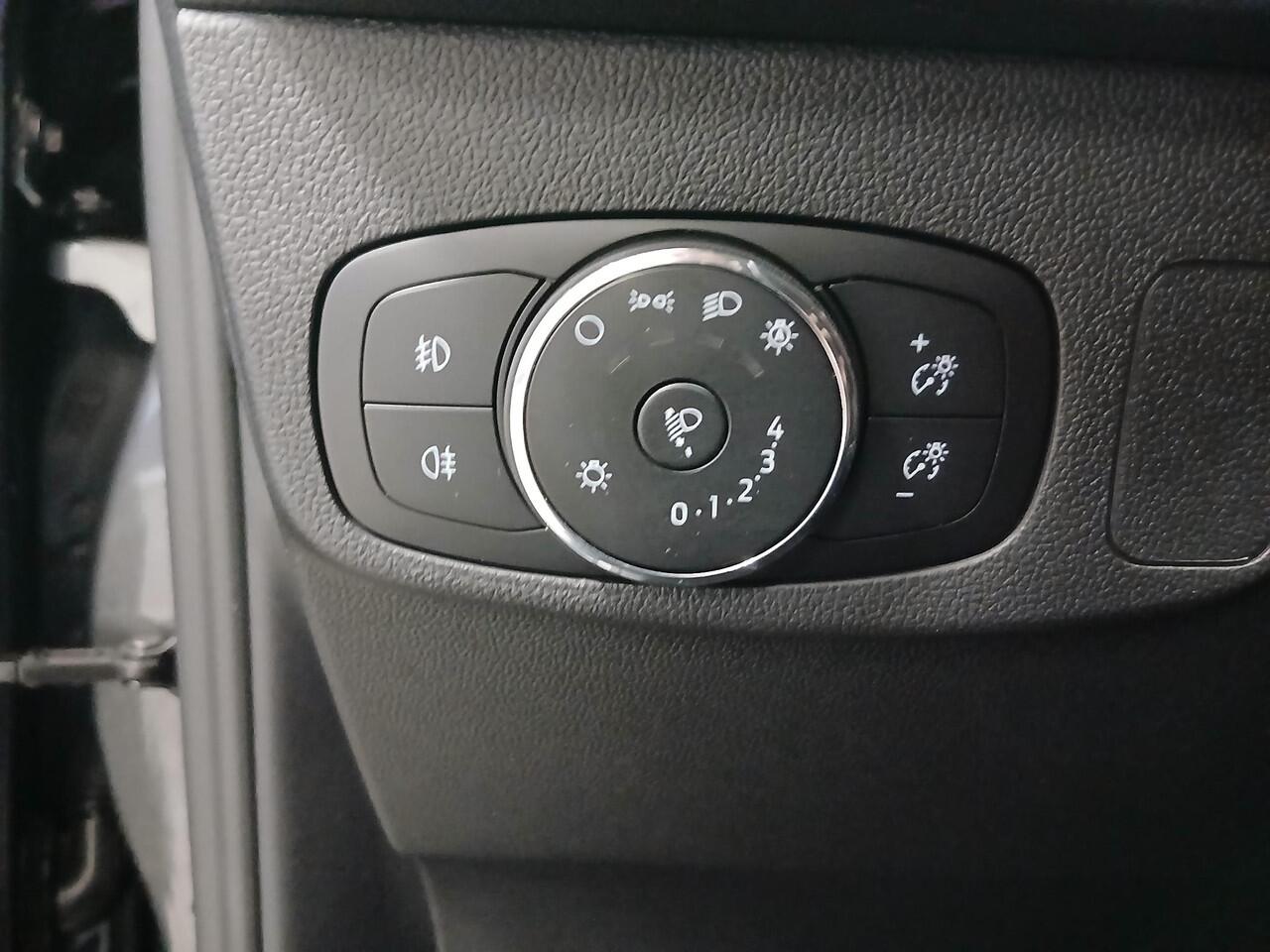 Ford FOCUS Wagon 1.0 EcoBoost 155PK Hybrid Active X * Automaat * Winter pack * Dode hoek detectie * Adaptieve Cruise control *